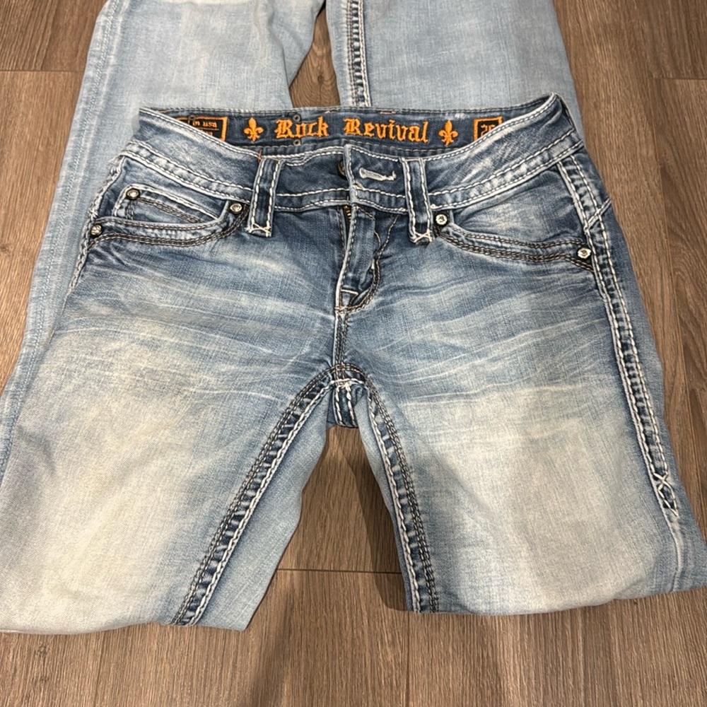 Rock Revival size 26